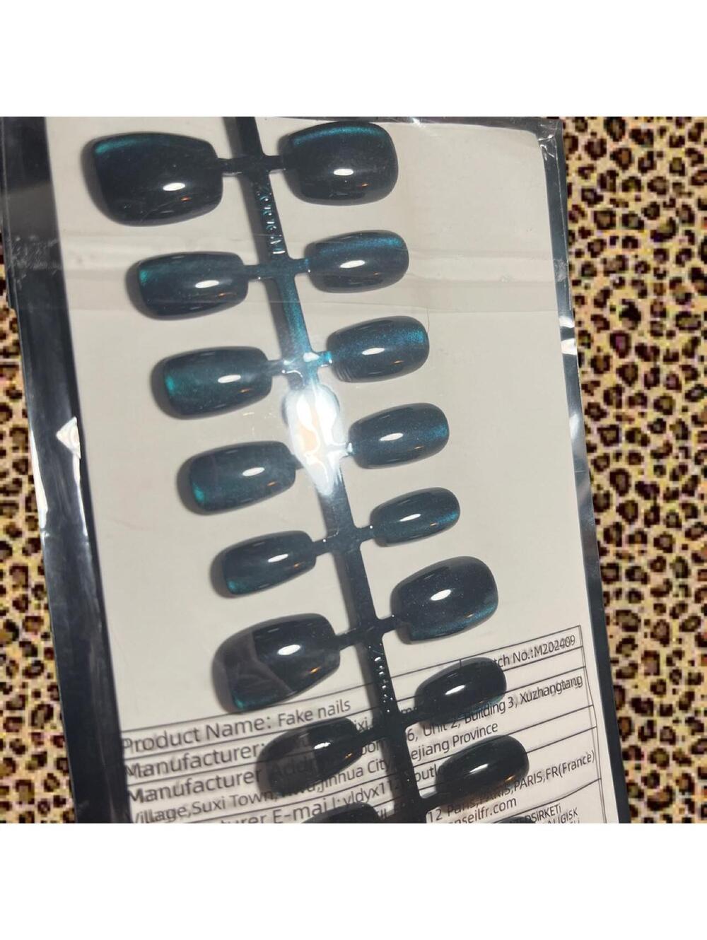 30 count teal/blue cat eye press on nails